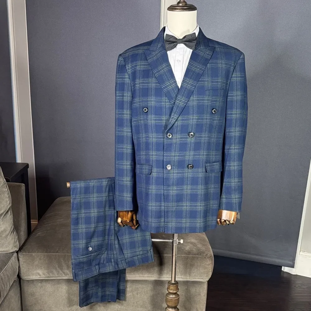 Men’s Blue Plaid 3 Piece Double Breasted Suit Peak Lapel 44 Jacket 40 Pants NEW